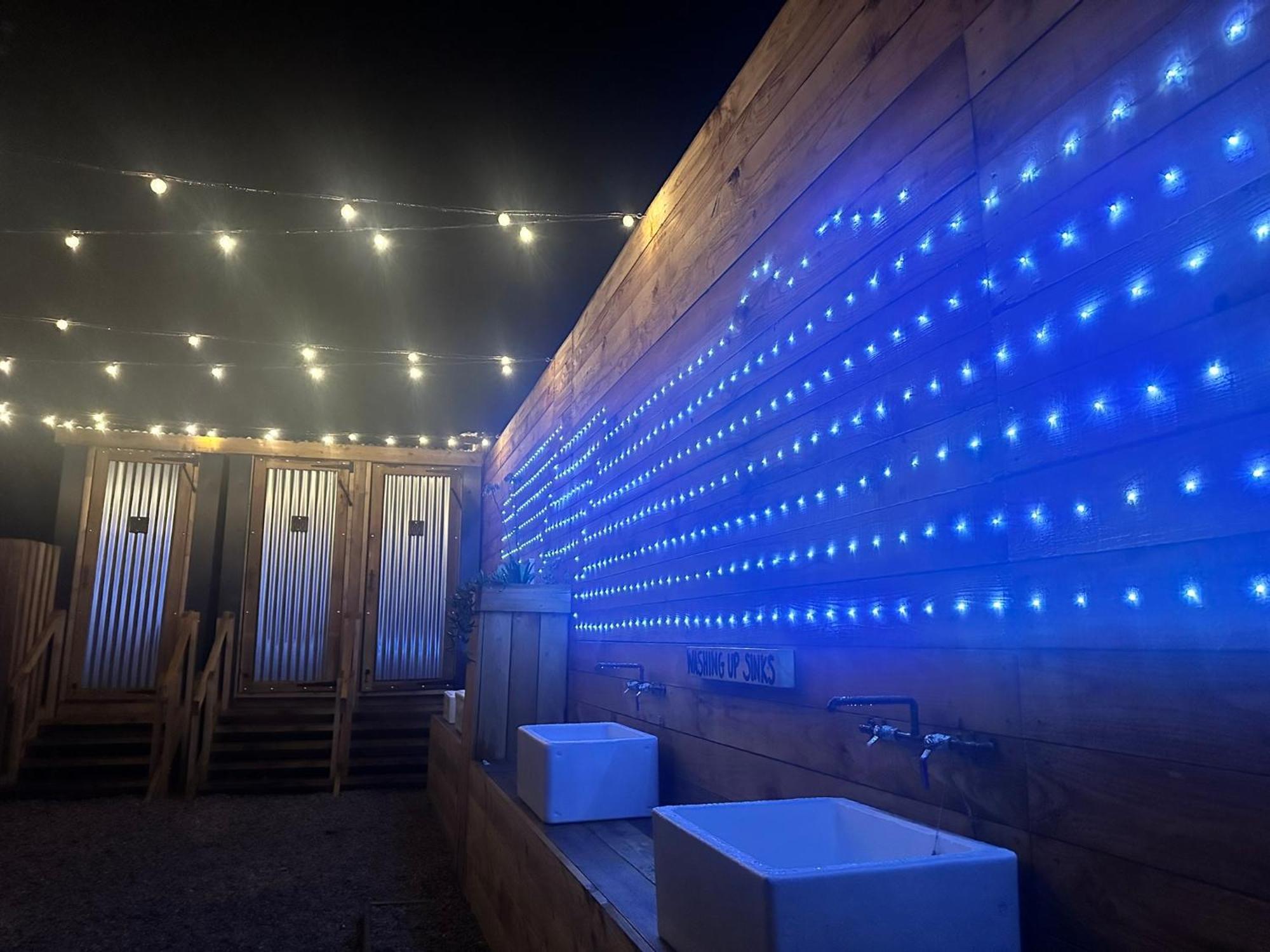 Lakeside Glamping Firecrest Сент-Колумб-Мейджор Экстерьер фото